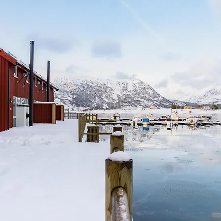 Feriehus Brand New Nappstraumen Seaview *