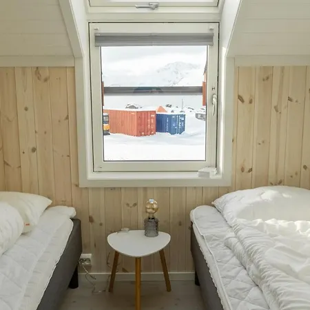 Brand New Nappstraumen Seaview Cabin *